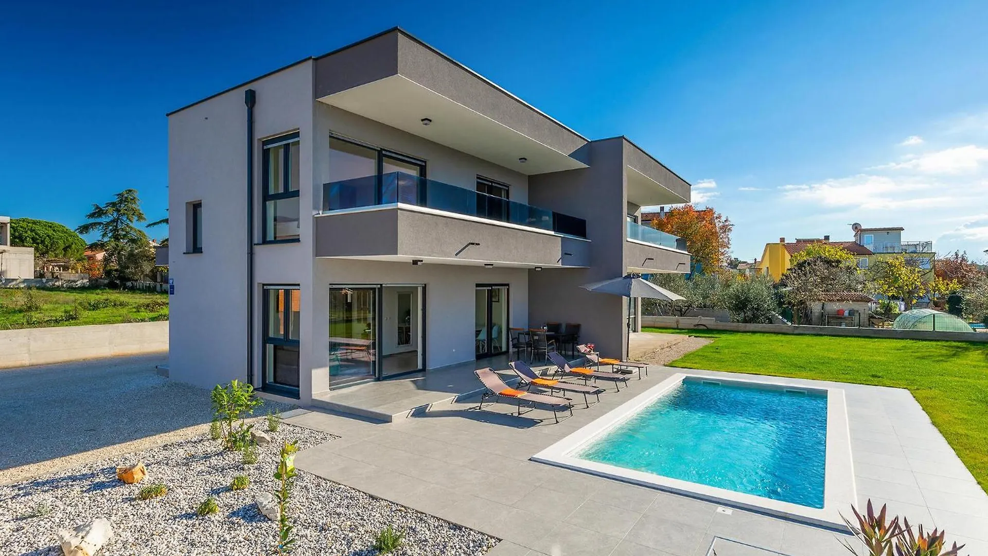 Villa Lippa Peroj 1
